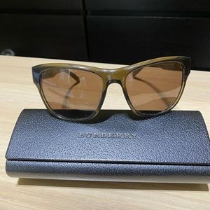 Burberry Sunglasses B 4131